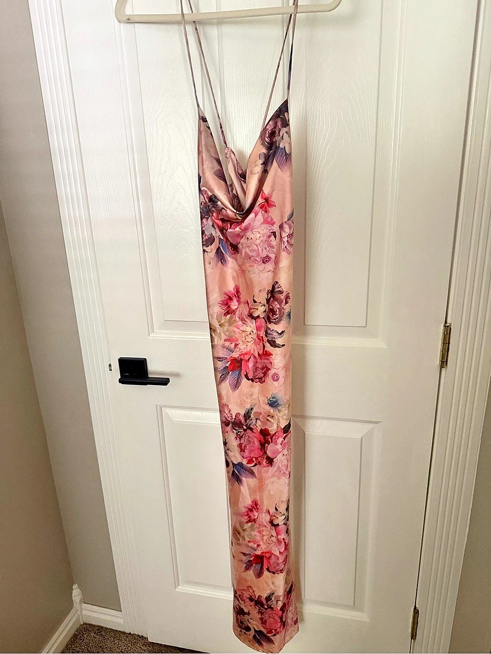 VICI Floral Maxi Dress in Pink Size Small Like New